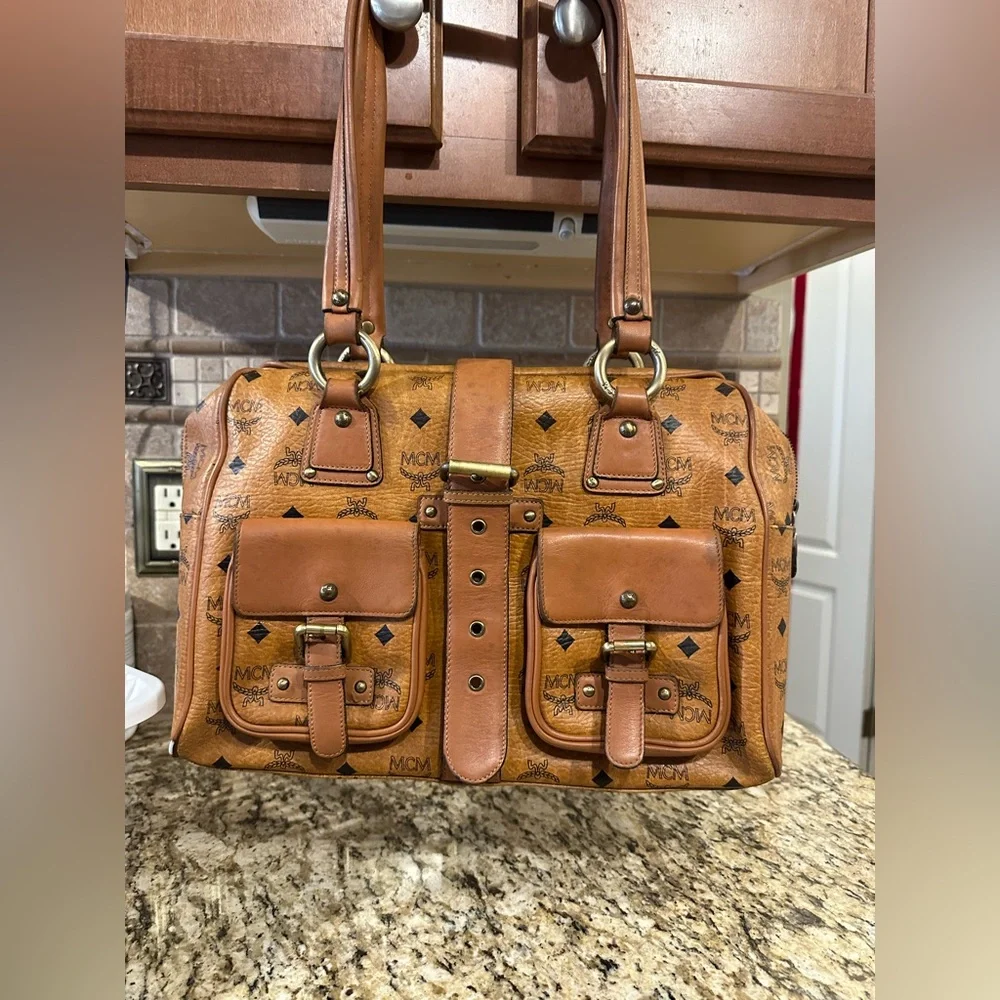 MCM Cognac Visetos Satchel β¨πHost Pick πβ¨ - Picture 1 of 16
